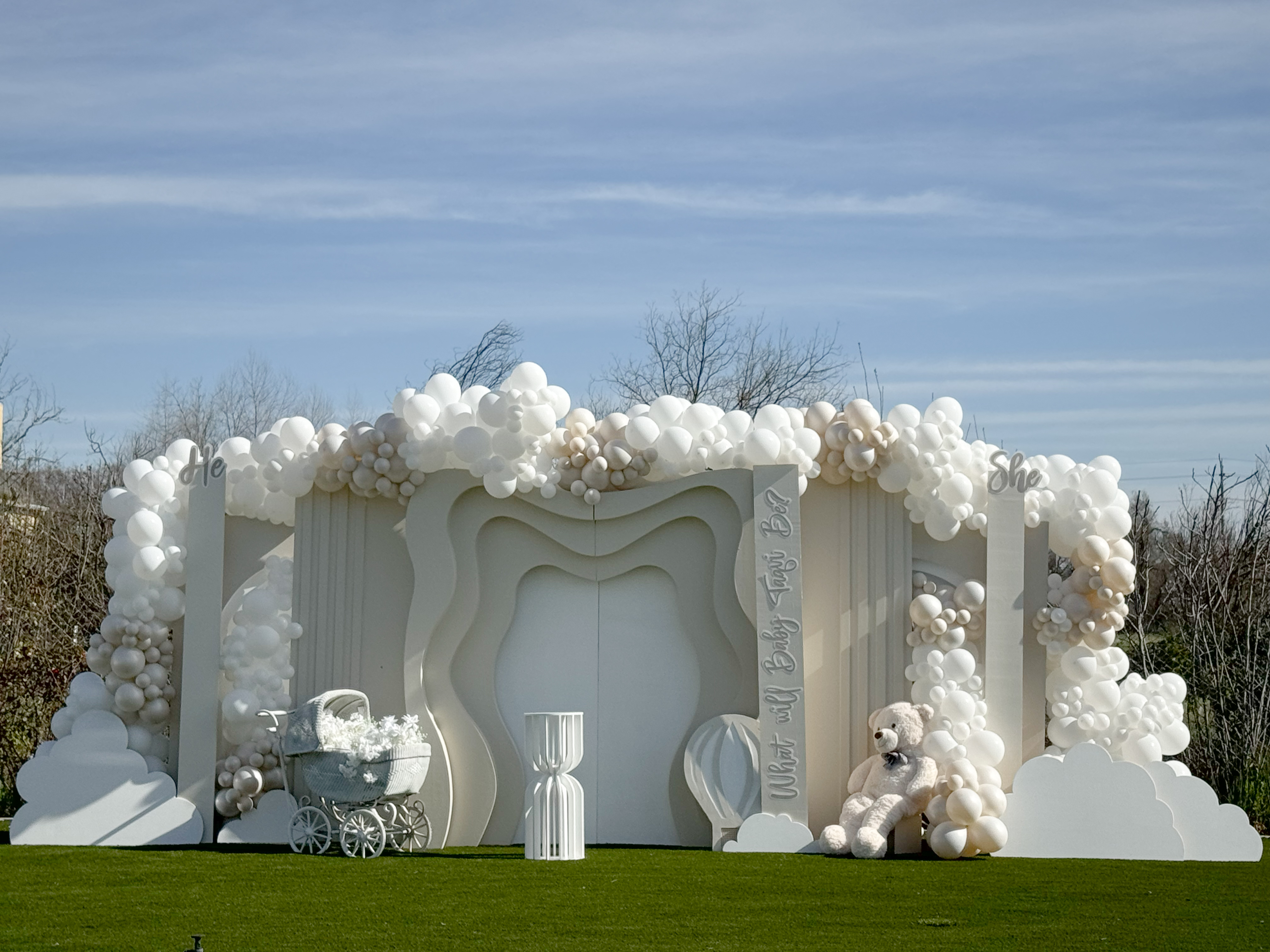 Silver arches with white and pink florals